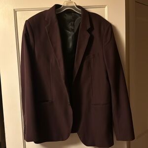 Banana republic sportscoat. Rich maroon color.